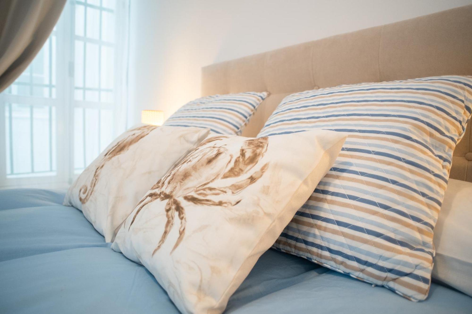 Apartamento Encarnacion Playa Caleta Кадис Екстериор снимка