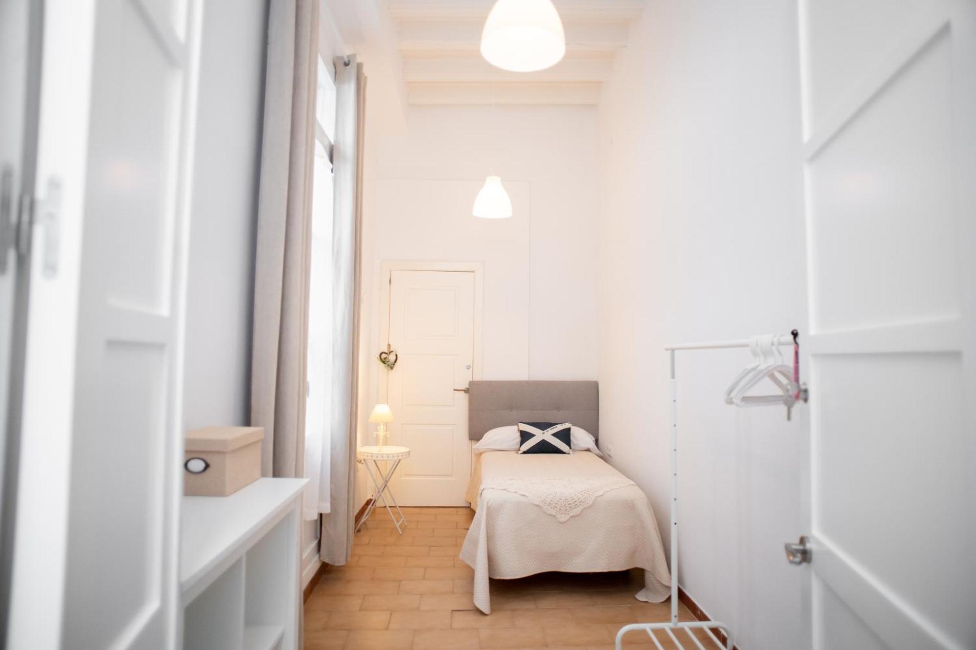 Apartamento Encarnacion Playa Caleta Кадис Екстериор снимка