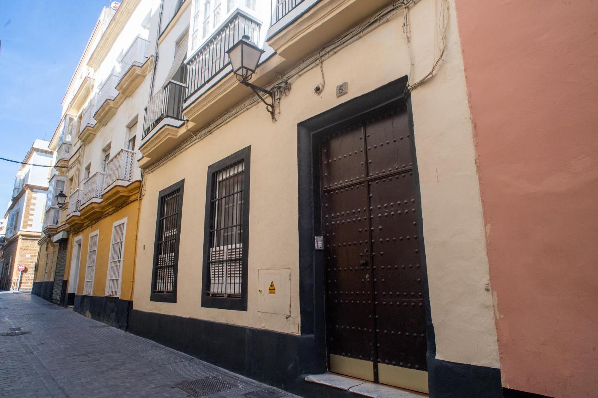 Apartamento Encarnacion Playa Caleta Кадис Екстериор снимка